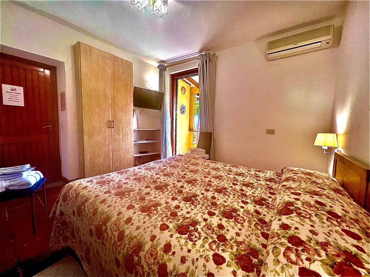 Bed and Breakfast La Chicca Di Francesca Santa Teresa Gallura Zewnętrze zdjęcie