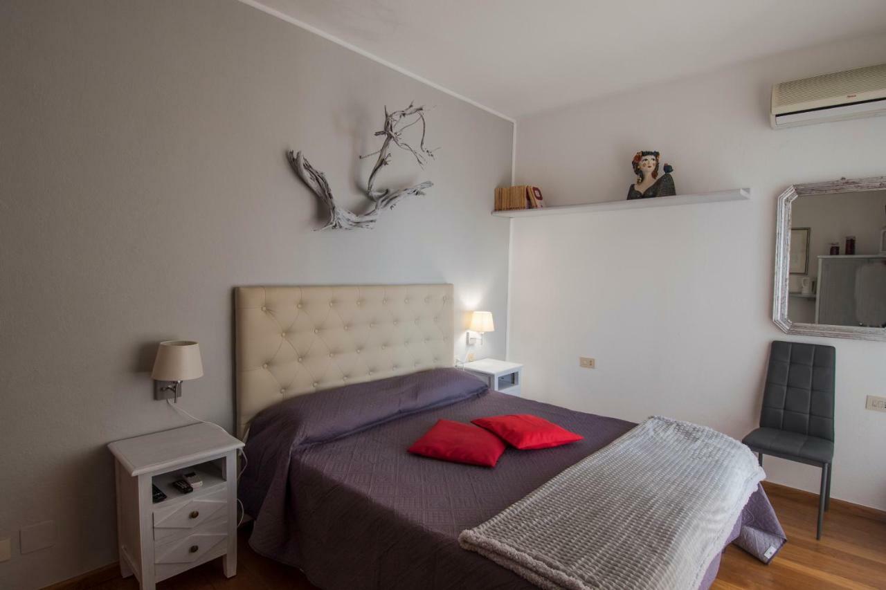 Bed and Breakfast La Chicca Di Francesca Santa Teresa Gallura Zewnętrze zdjęcie