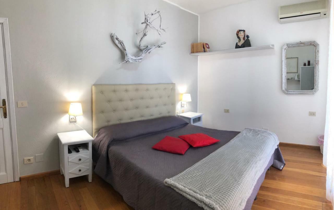 Bed and Breakfast La Chicca Di Francesca Santa Teresa Gallura Zewnętrze zdjęcie
